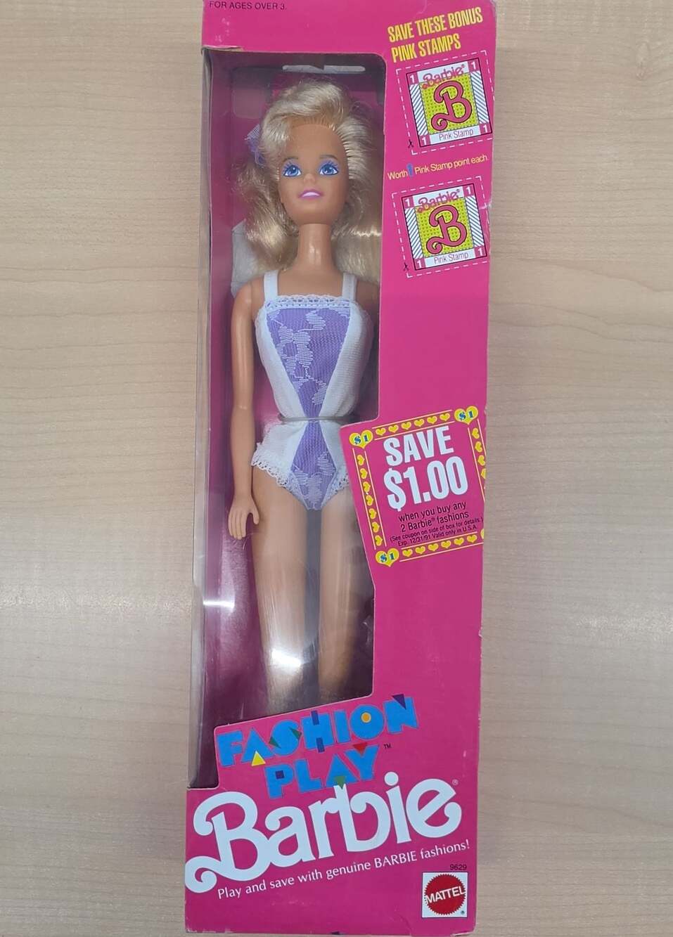 Vintage 1990 Mattel Fashion Play Barbie Doll New In Box